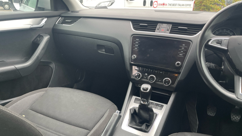 Skoda Octavia 1.6 TDI SE Technology 5dr Diesel Estate